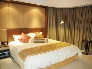 Rui Tai Jingan Hotel 4*