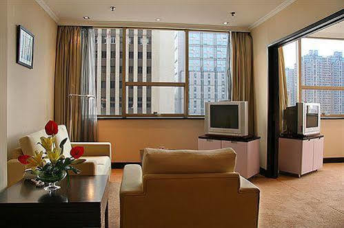 Rui Tai Jingan Hotel